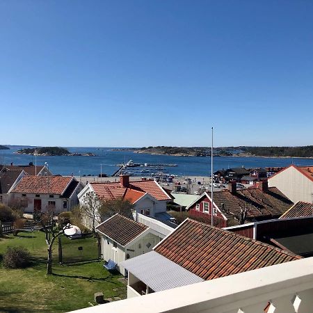 Vacker Vaning Med Havsutsikt I Stroemstads Centrum. Eksteriør bilde
