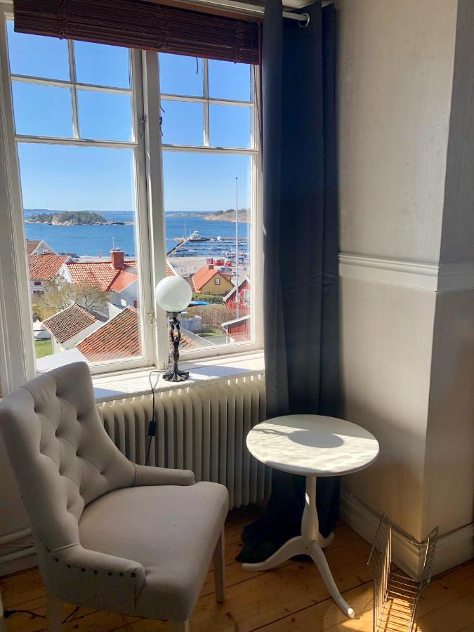 Vacker Vaning Med Havsutsikt I Stroemstads Centrum. Eksteriør bilde